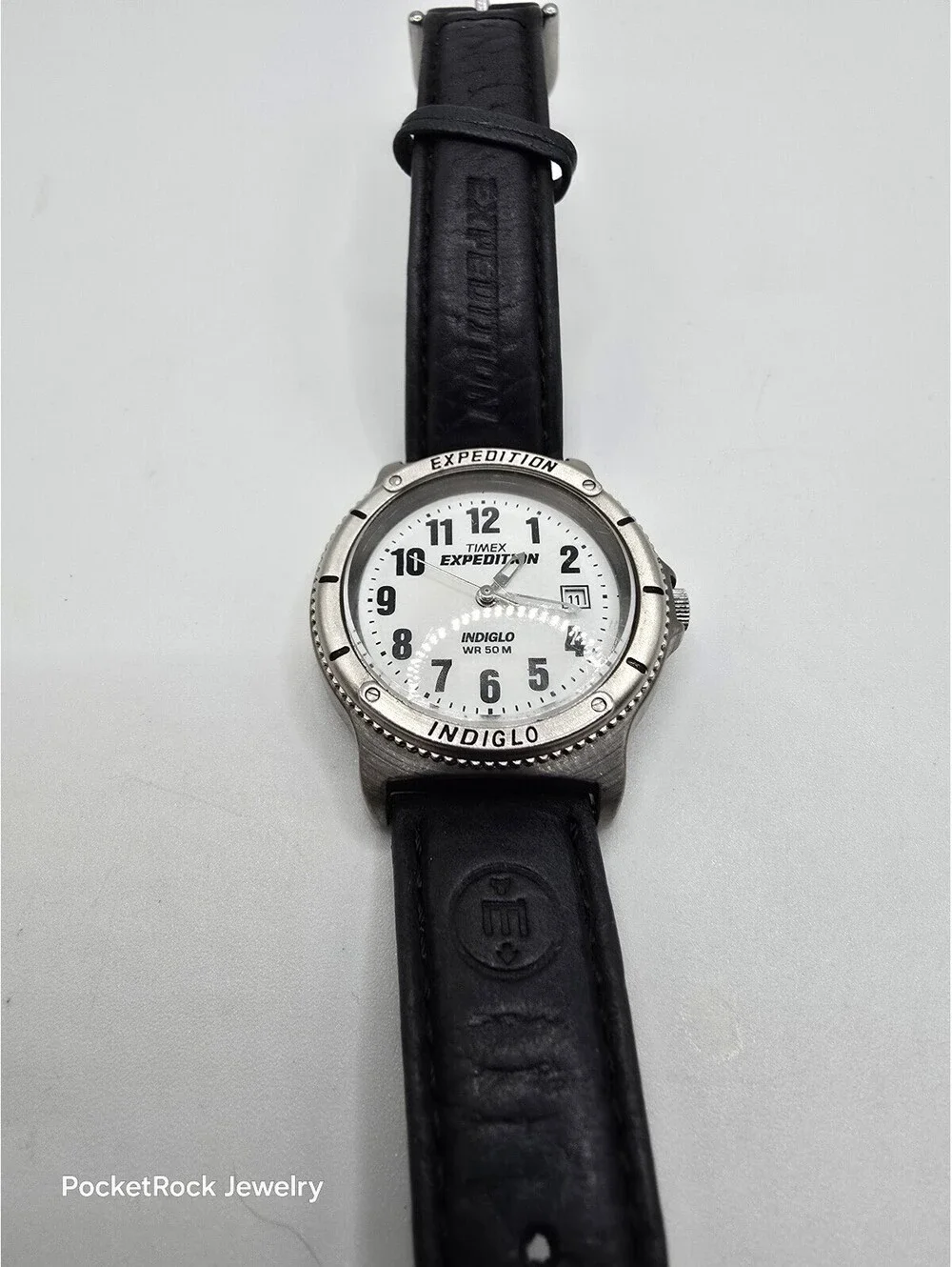 Timex Expedition Indiglo Quartz Date WR 50M White Dial Black Leather Strap